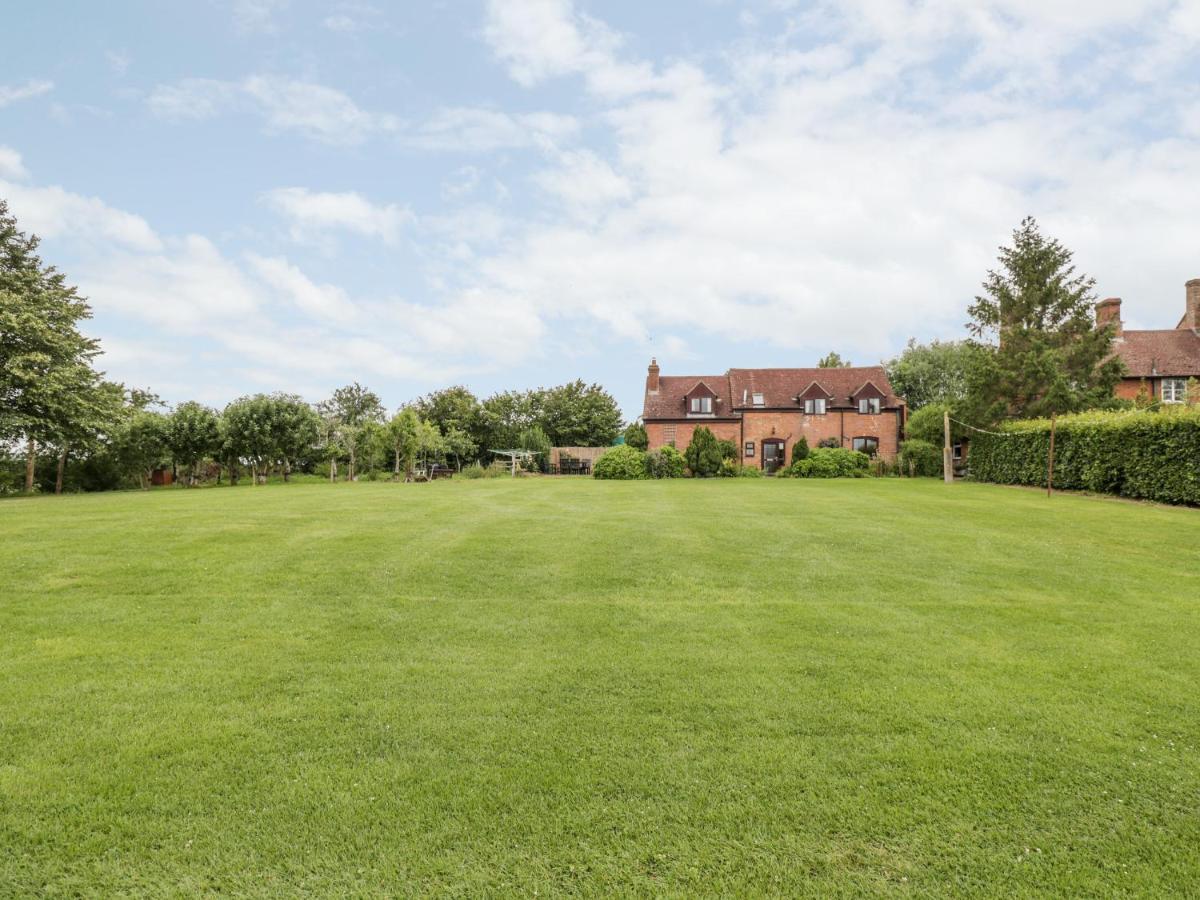 Lawn Farm Cottage Глостер Экстерьер фото
