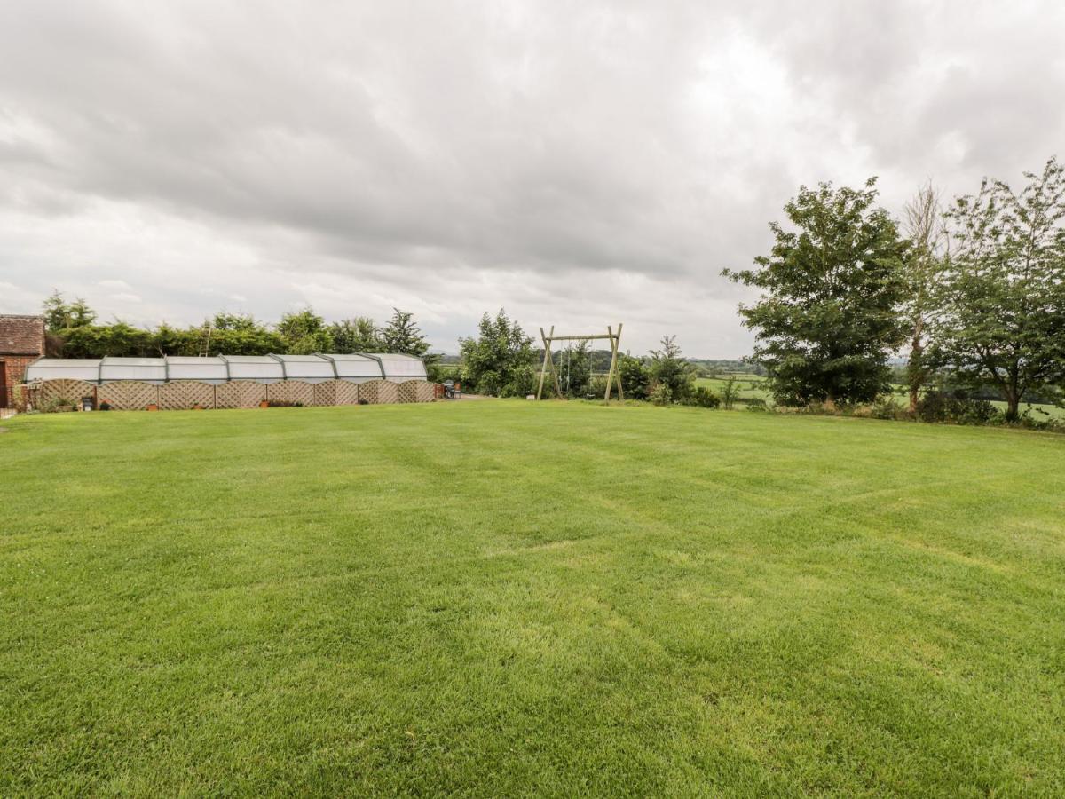 Lawn Farm Cottage Глостер Экстерьер фото