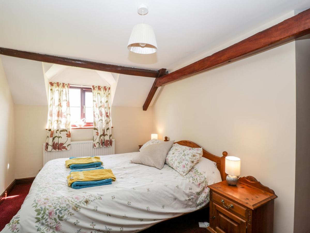 Lawn Farm Cottage Глостер Экстерьер фото