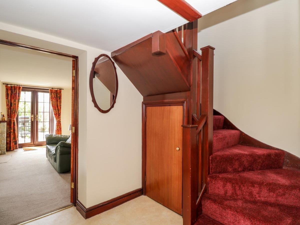 Lawn Farm Cottage Глостер Экстерьер фото